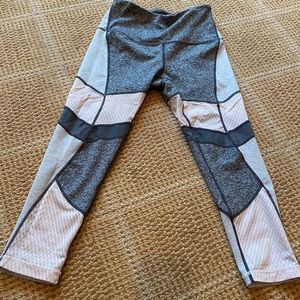 Zella crop Leggings in fun pattern